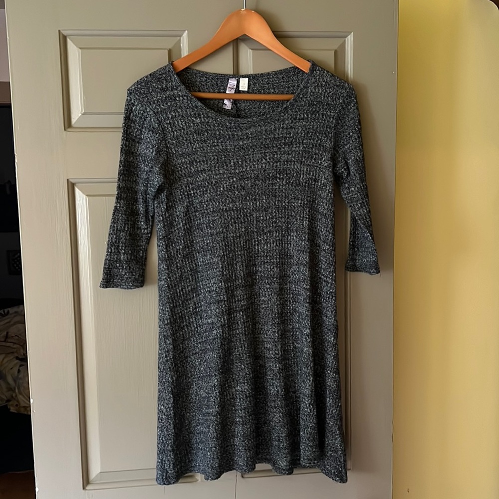 Grey Sweater dress by Ayla (Franchesca's). Size Small. Slightly worn.